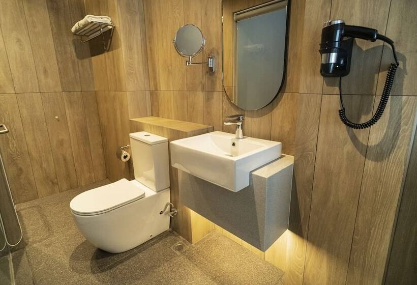 اتاق اجرایی, Bencoolen@hong Kong Street