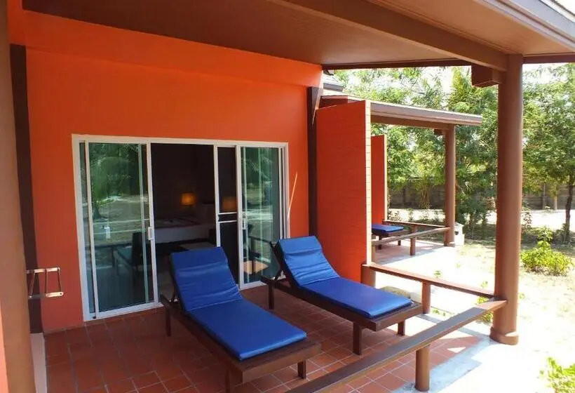 Perhesviitti, C&n Kho Khao Beach Resort   Sha Plus