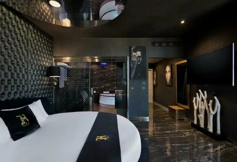 سوییت سوپریور, Hugo S Boutique Hotel   Adults Only