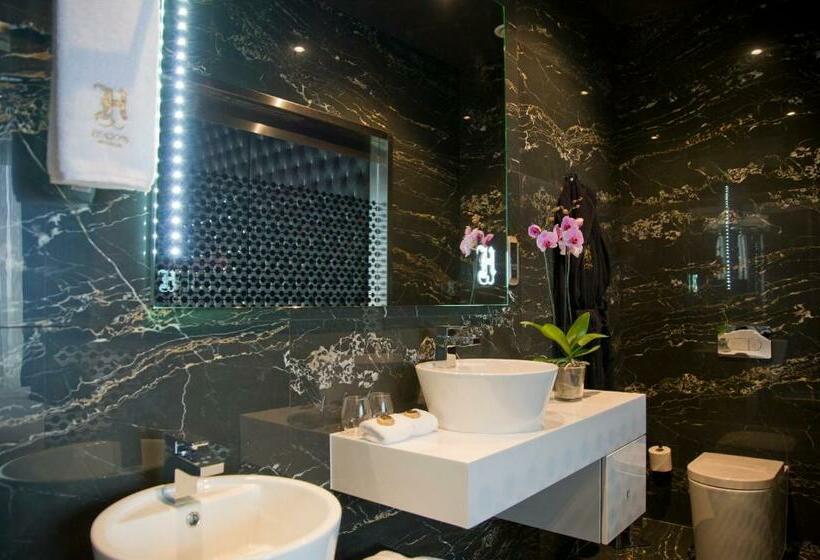 سوییت سوپریور, Hugo S Boutique Hotel   Adults Only