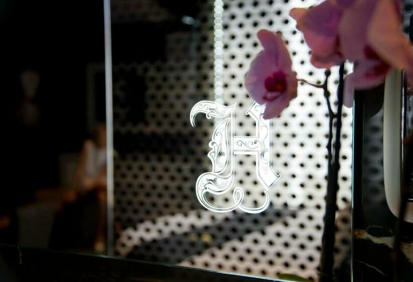 سوییت سوپریور, Hugo S Boutique Hotel   Adults Only
