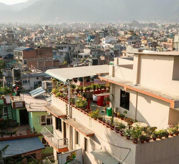 اتاق لوکس, Kathmandu Sunny