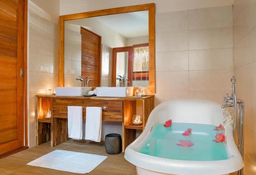 ویلای یک اتاق خوابه با استخر شنا, Kudafushi Resort & Spa