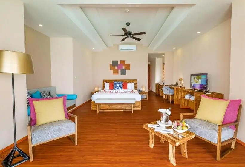 ویلای یک اتاق خوابه با استخر شنا, Kudafushi Resort & Spa