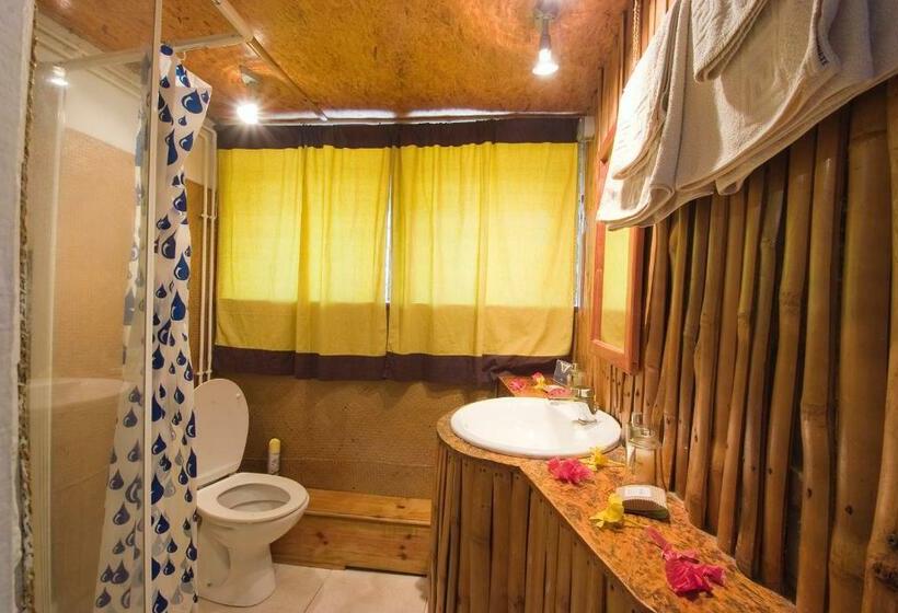 بانگلوی استاندارد, Le Jardin Maore