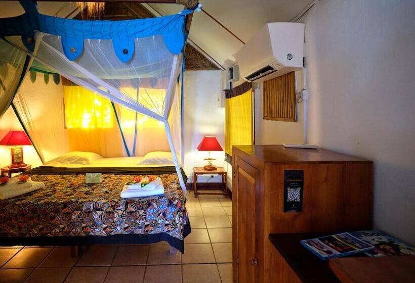 بانگلوی استاندارد, Le Jardin Maore