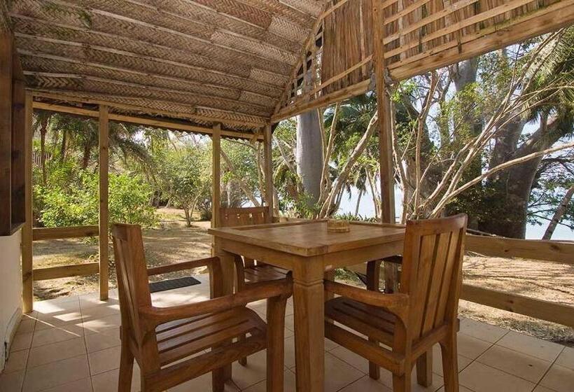 بانگلوی استاندارد 2 خوابه, Le Jardin Maore