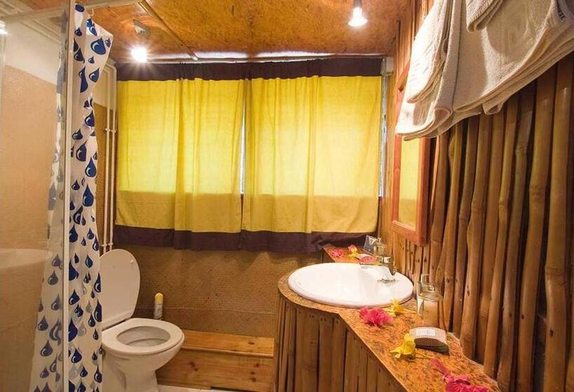 بانگلوی استاندارد, Le Jardin Maore