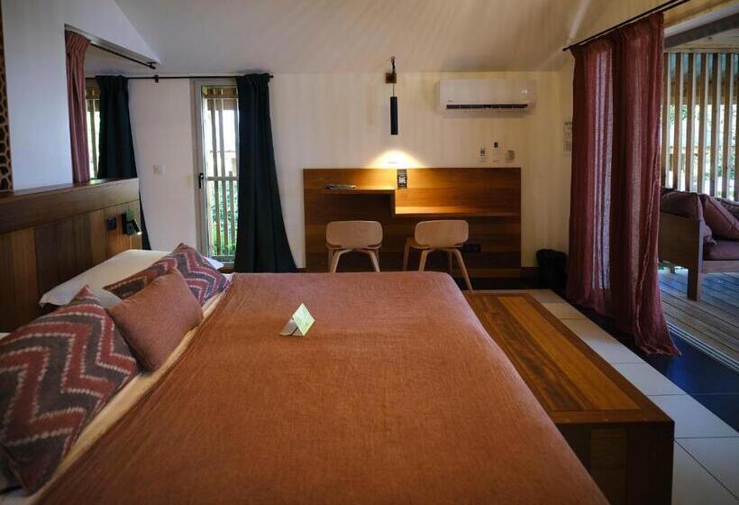 بنگله خانوادگی, Le Jardin Maore