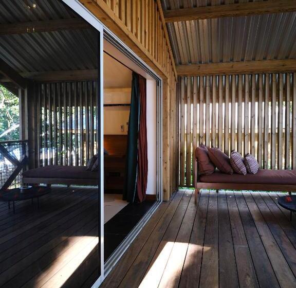 بنگله خانوادگی, Le Jardin Maore