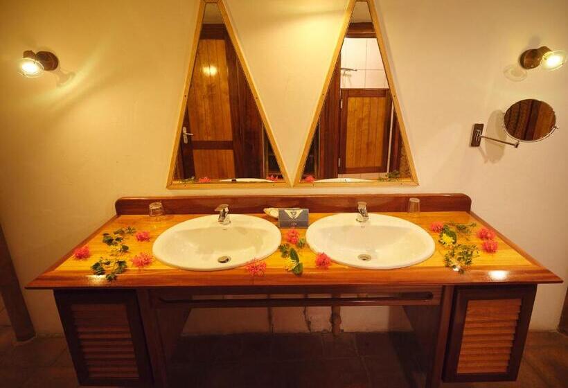 بانگلوی سوپریور, Le Jardin Maore