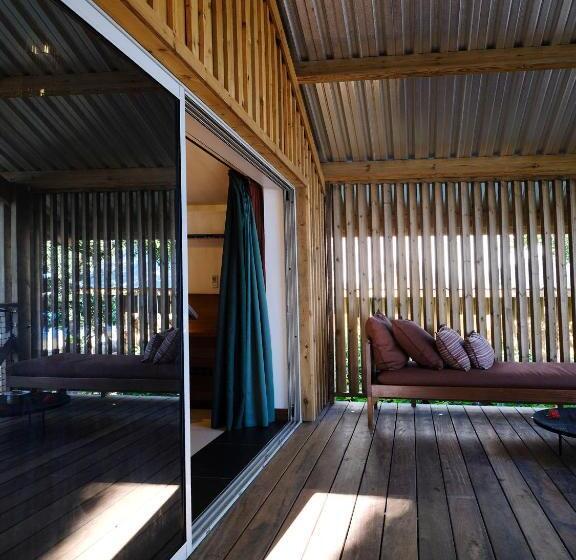 بنگله خانوادگی, Le Jardin Maore