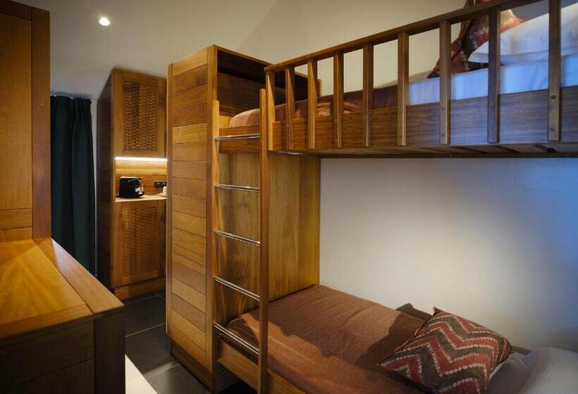 بنگله خانوادگی, Le Jardin Maore