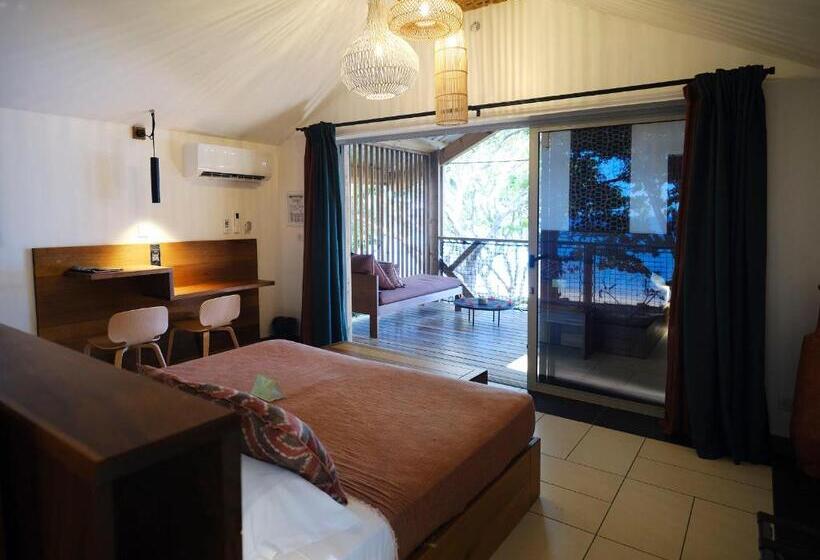 بنگله خانوادگی, Le Jardin Maore