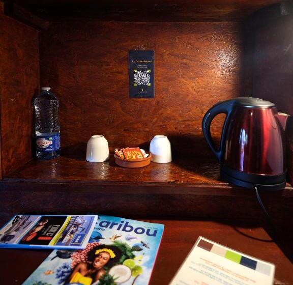 بانگلوی سوپریور, Le Jardin Maore