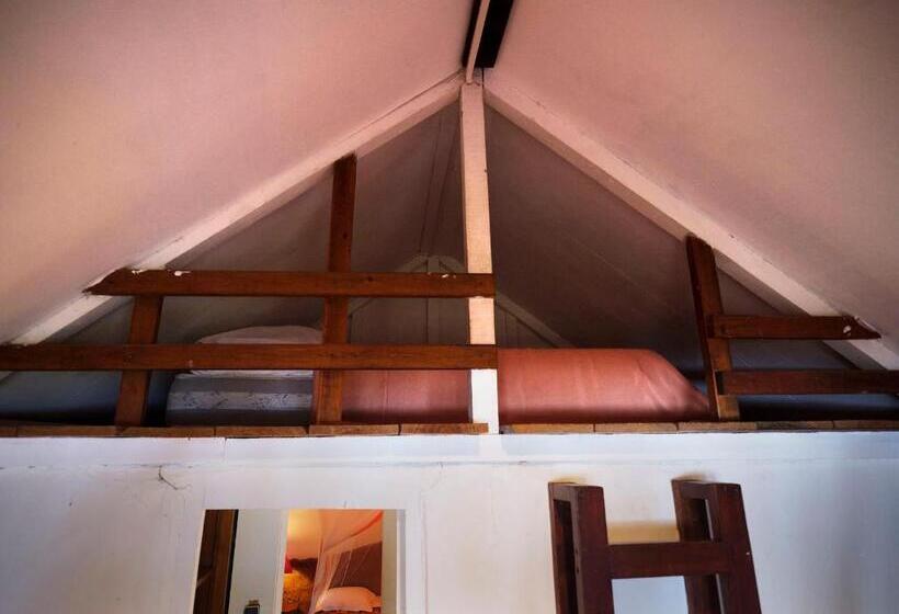 بانگلوی سوپریور, Le Jardin Maore