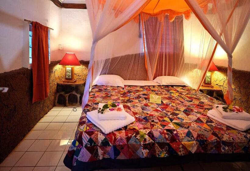 بانگلوی سوپریور, Le Jardin Maore