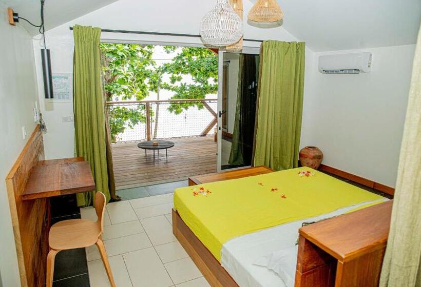 بنگله خانوادگی, Le Jardin Maore