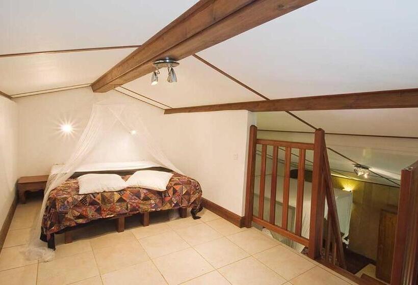 بانگلوی سوپریور, Le Jardin Maore