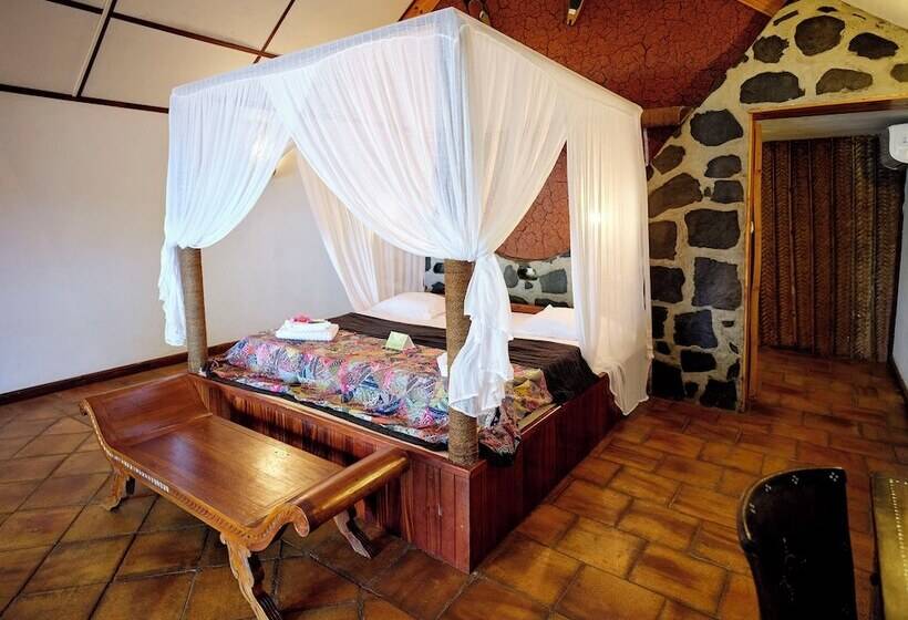 بانگلوی سوپریور, Le Jardin Maore