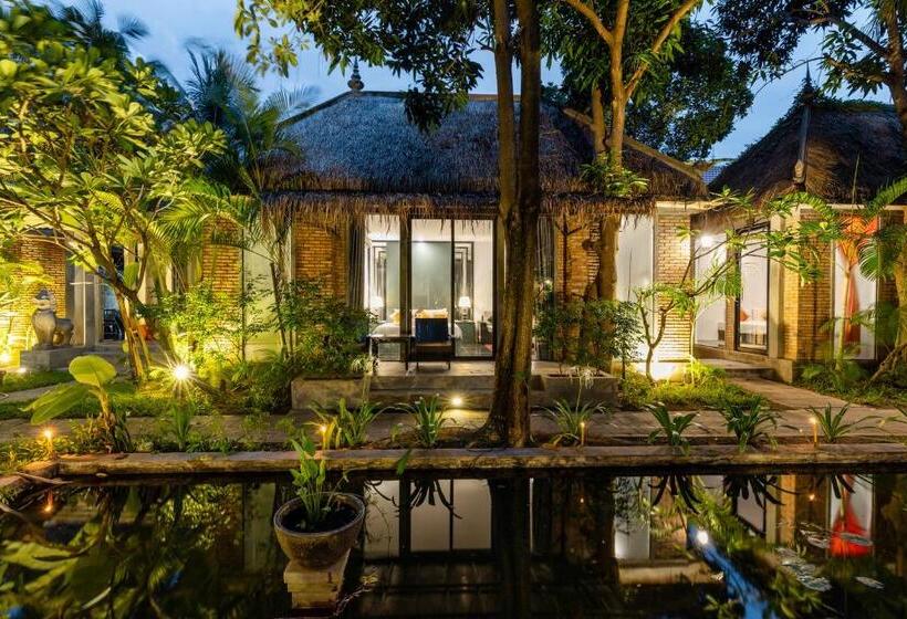 Номер Deluxe Кровать Куин, Maison Gen Angkor