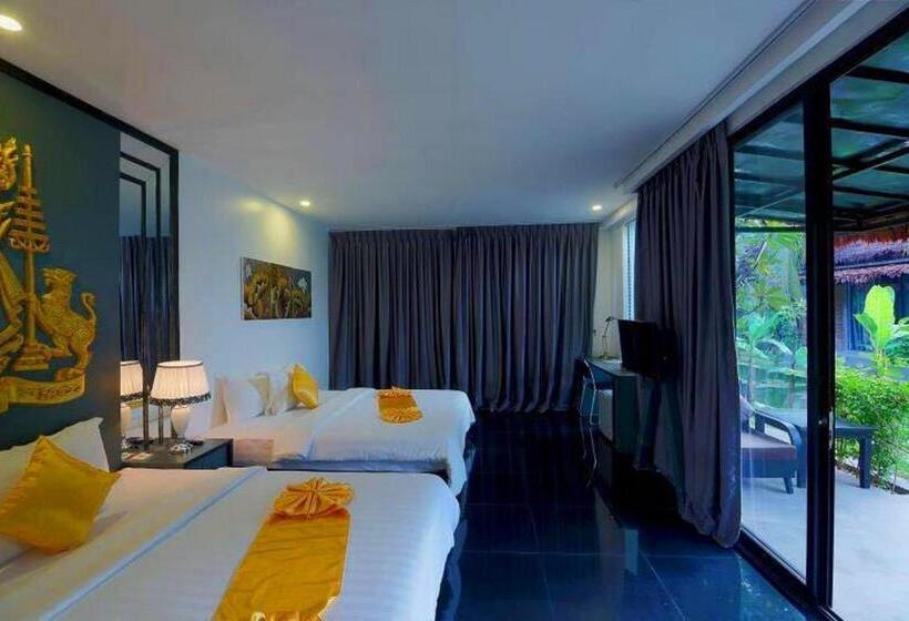 Номер Deluxe Кровать Куин, Maison Gen Angkor