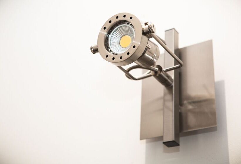 豪华房间, The Tudor Inn