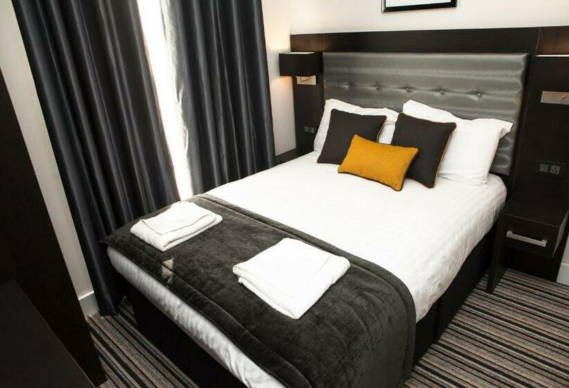 Quarto Deluxe, The Tudor Inn