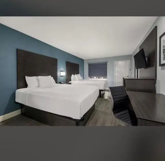 اتاق استاندارد چهار تخته, Rodeway Inn San Antonio Downtown