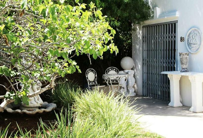 غرفة عائلية حمام مشترك, Belurana River Manor
