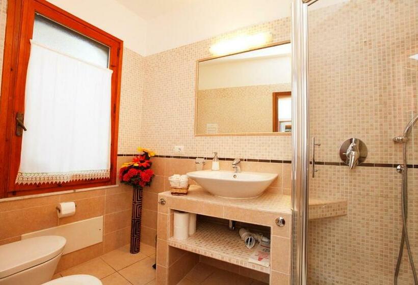 اتاق استاندارد, La Villetta