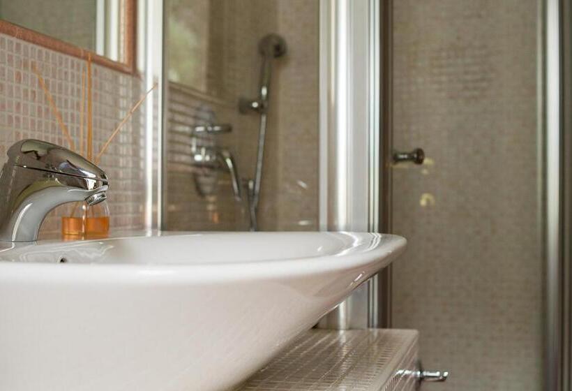 اتاق استاندارد, La Villetta