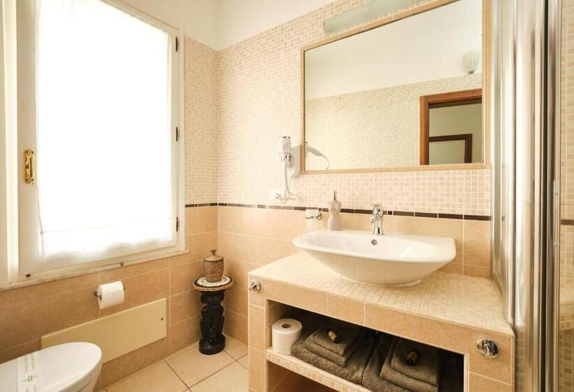 اتاق استاندارد, La Villetta