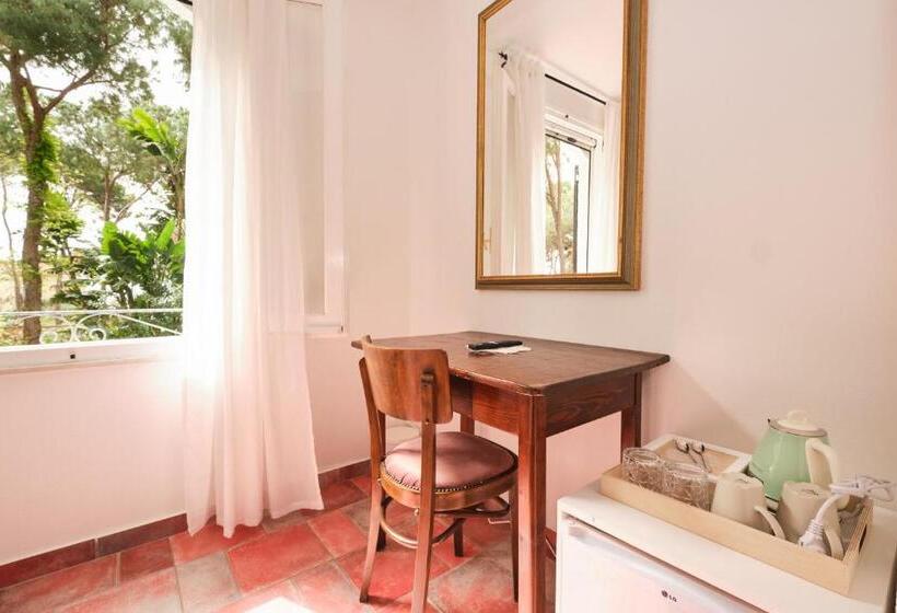 اتاق استاندارد, La Villetta