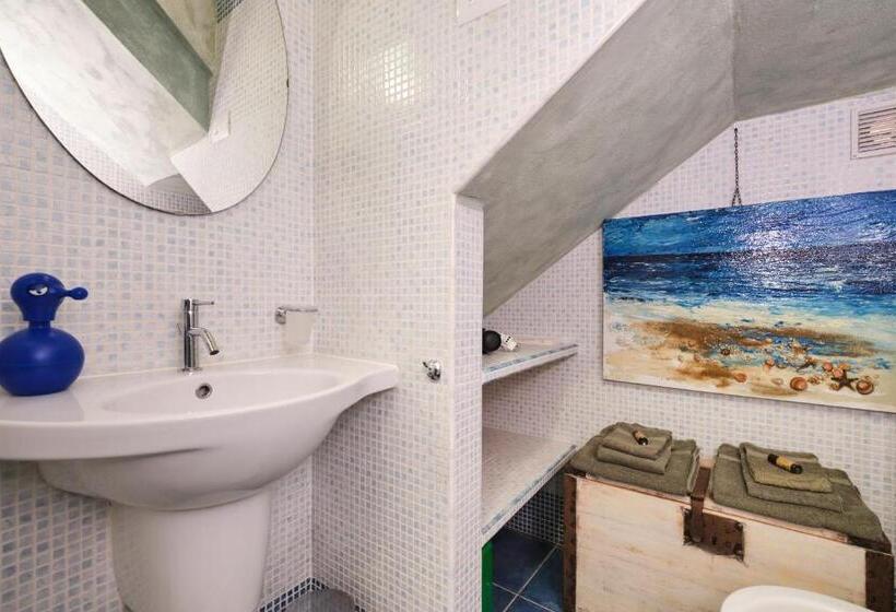 اتاق استاندارد, La Villetta