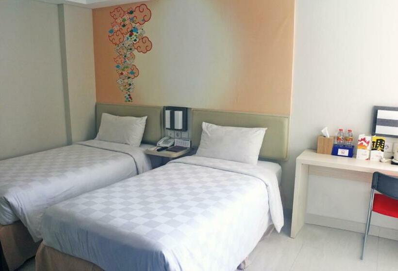 디럭스 룸, Cordela Hotel Cirebon