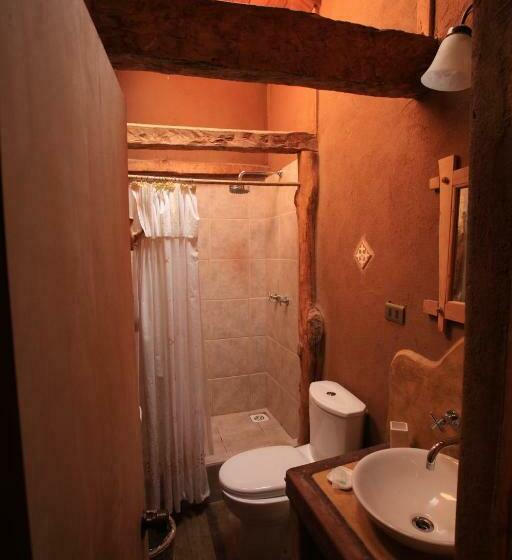 غرفة قياسية, Casona Distante