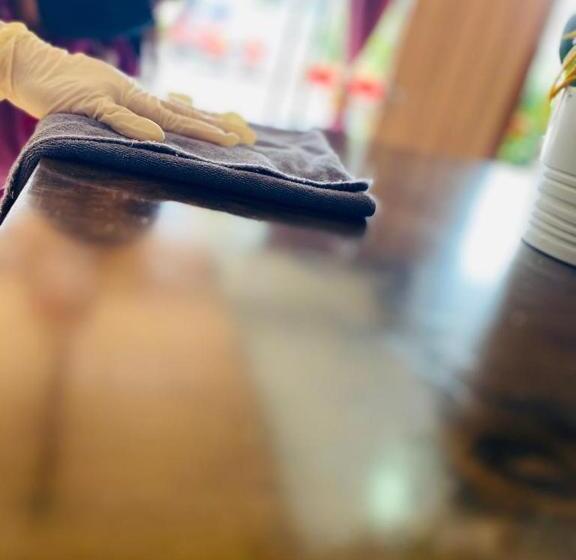 חדר סטנדרט יחיד, Ct