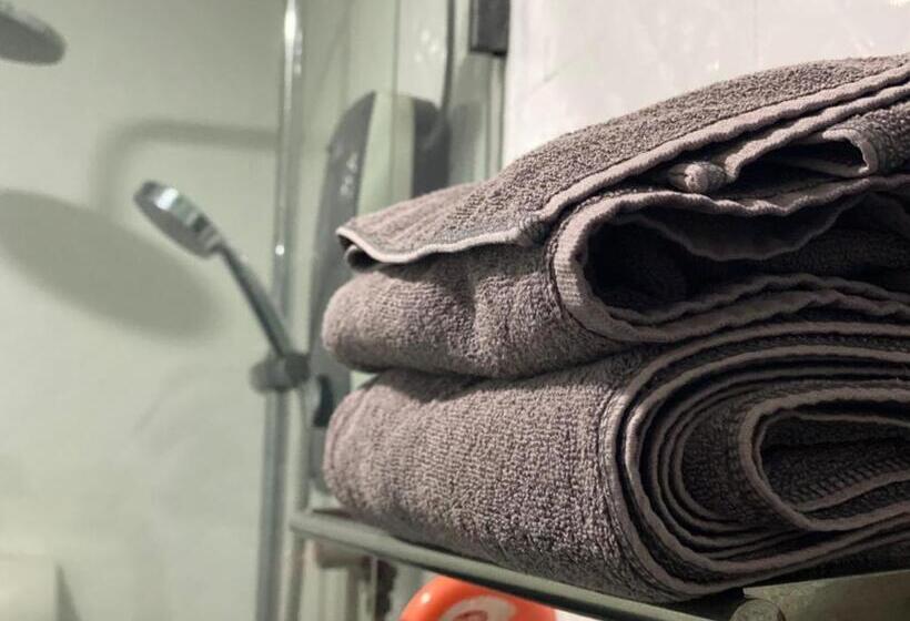 חדר סטנדרט יחיד, Ct