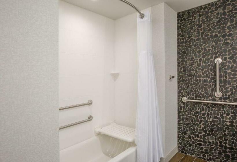 غرفة قياسية سرير كينج, Hilton Garden Inn Olympia