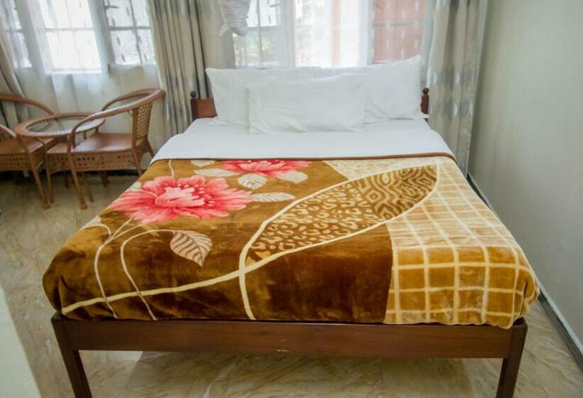 اتاق استاندارد, Jinja Safari