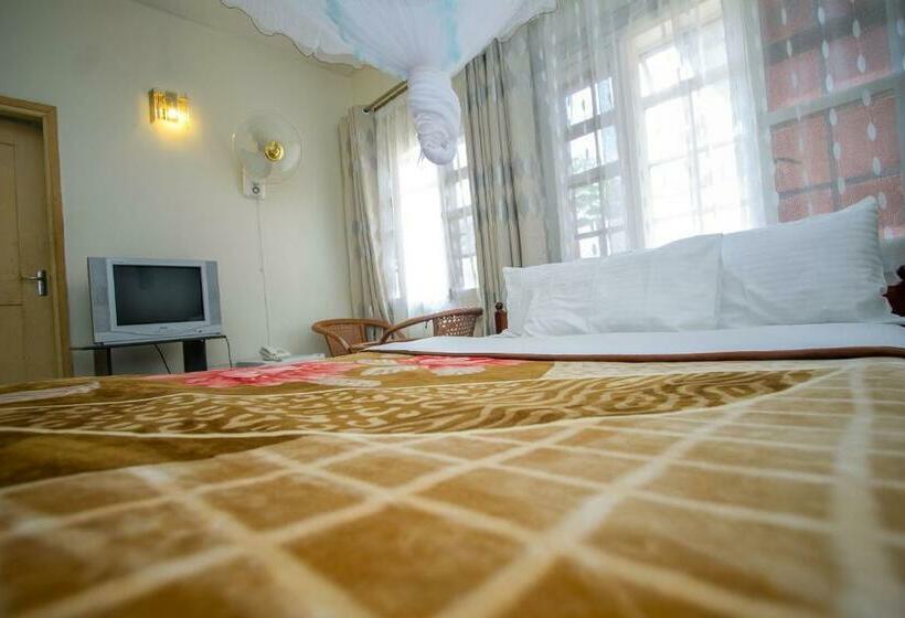 اتاق استاندارد, Jinja Safari