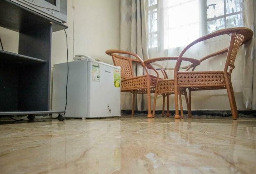 اتاق استاندارد, Jinja Safari