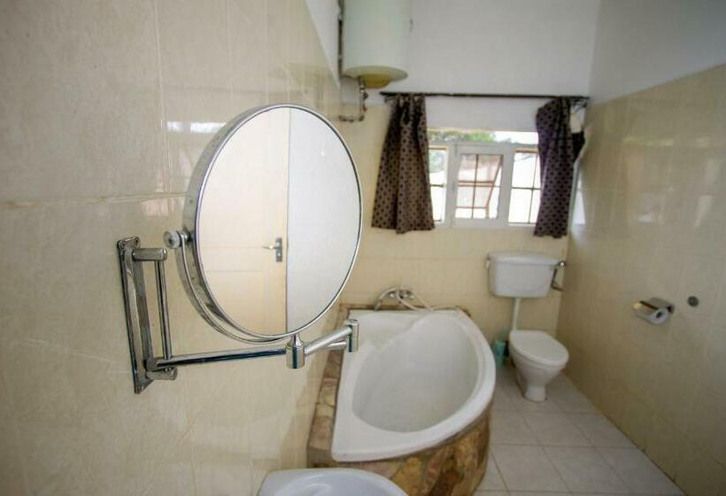 اتاق استاندارد, Jinja Safari