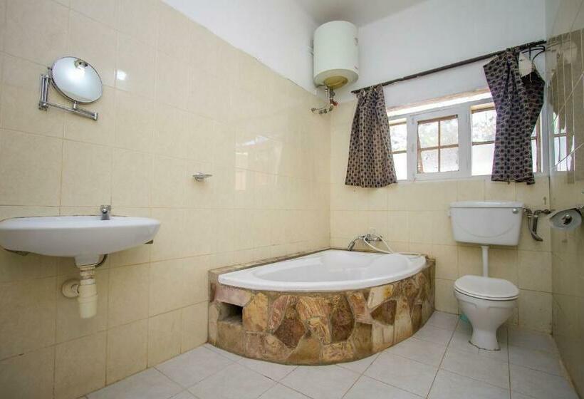 اتاق استاندارد, Jinja Safari