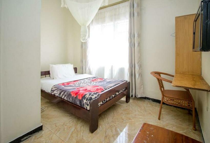 اتاق استاندارد یک نفره, Jinja Safari