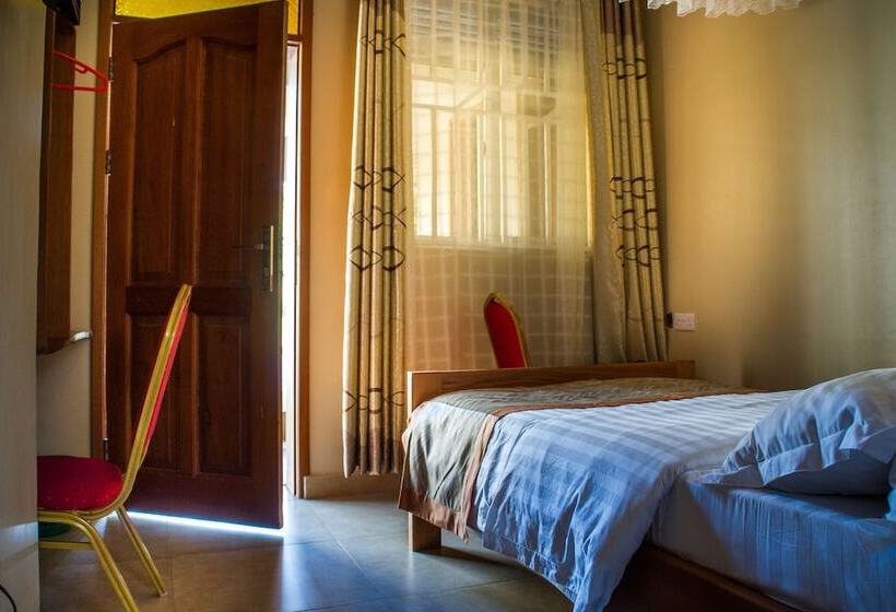 اتاق استاندارد, Jinja Safari