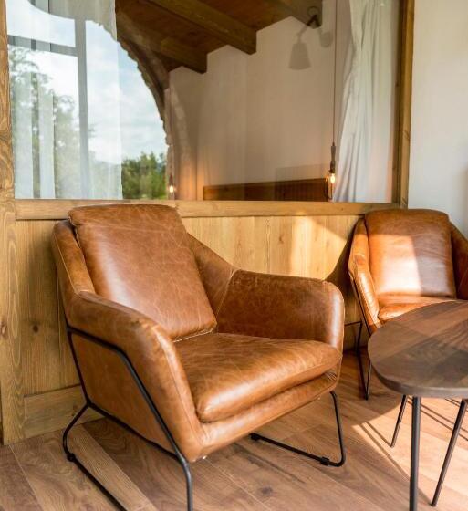 סוויטת ג'וניור נוף לגינה, Mas La Ferreria