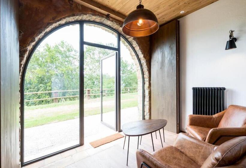 סוויטת ג'וניור נוף לגינה, Mas La Ferreria