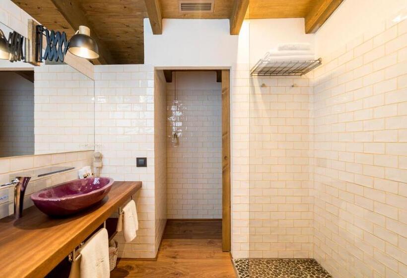 סוויטת ג'וניור נוף לגינה, Mas La Ferreria